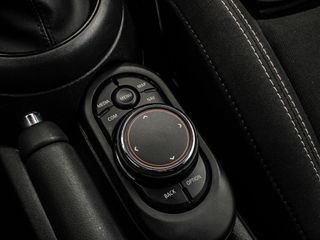 Voertuigafbeelding 69