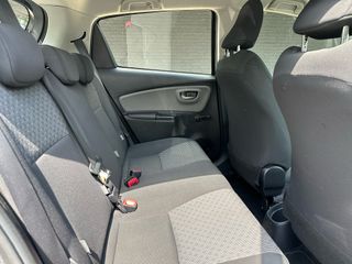 Voertuigafbeelding 8