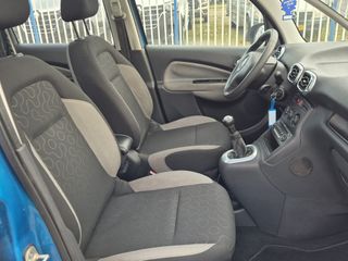 Voertuigafbeelding 14