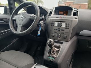 Voertuigafbeelding 14