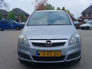 Voertuigafbeelding 4