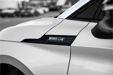 Voertuigafbeelding 4