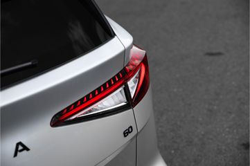 Voertuigafbeelding 6