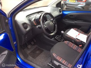 Voertuigafbeelding 13