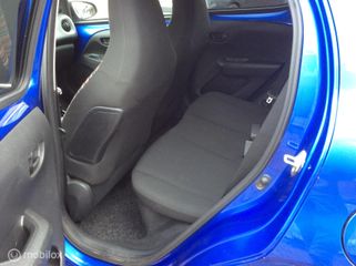 Voertuigafbeelding 9