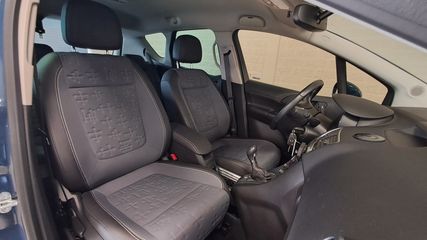 Voertuigafbeelding 9