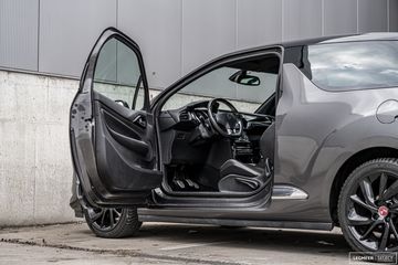 Voertuigafbeelding 18