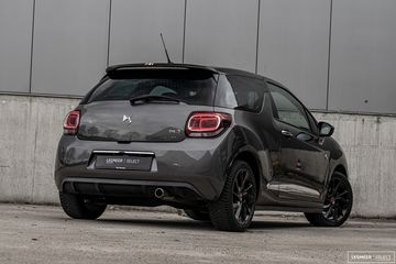 Voertuigafbeelding 2