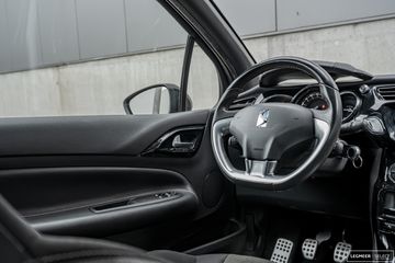 Voertuigafbeelding 25