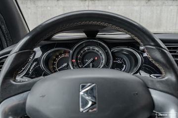 Voertuigafbeelding 44