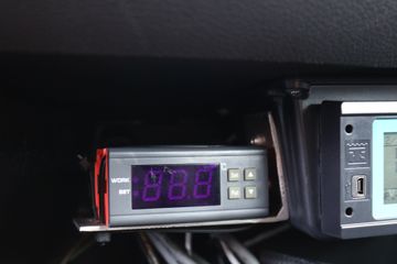 Voertuigafbeelding 36