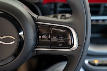 Voertuigafbeelding 16