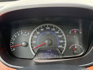 Voertuigafbeelding 6