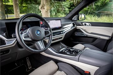 Voertuigafbeelding 4