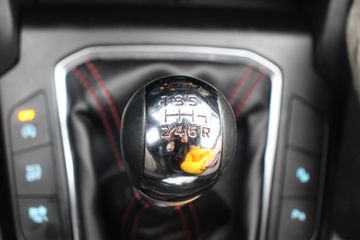 Voertuigafbeelding 22