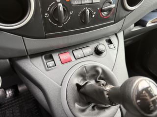 Voertuigafbeelding 10