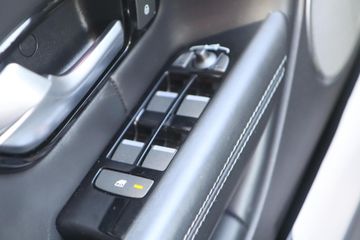 Voertuigafbeelding 37