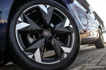 Voertuigafbeelding 16