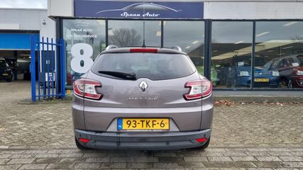 Voertuigafbeelding 5