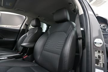 Voertuigafbeelding 4