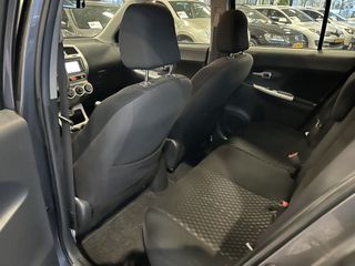 Voertuigafbeelding 16