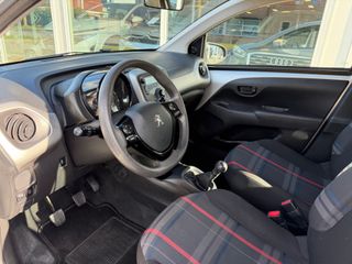 Voertuigafbeelding 12