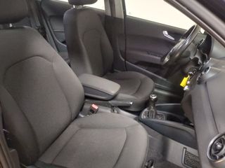 Voertuigafbeelding 14