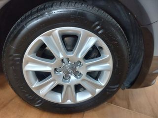 Voertuigafbeelding 16