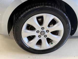 Voertuigafbeelding 35