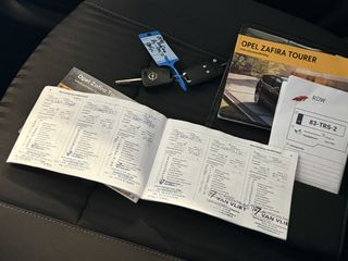 Voertuigafbeelding 6