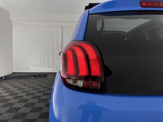 Voertuigafbeelding 19