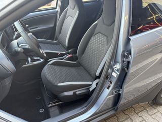 Voertuigafbeelding 24