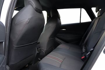 Voertuigafbeelding 12