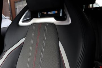 Voertuigafbeelding 27