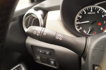 Voertuigafbeelding 18