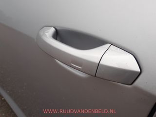 Voertuigafbeelding 31