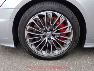 Voertuigafbeelding 8