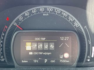 Voertuigafbeelding 21