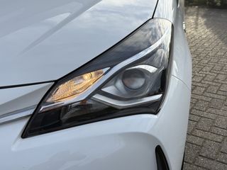 Voertuigafbeelding 3