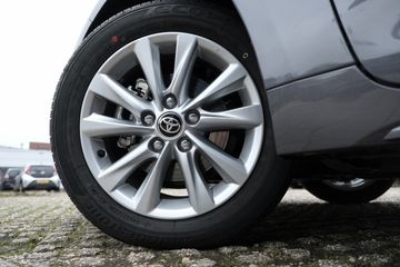 Voertuigafbeelding 8