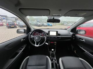 Voertuigafbeelding 12