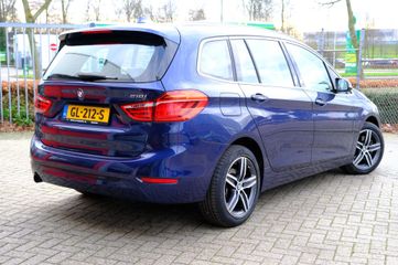 Voertuigafbeelding 2