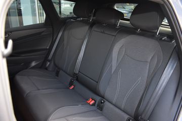 Voertuigafbeelding 12