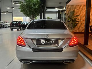 Voertuigafbeelding 5