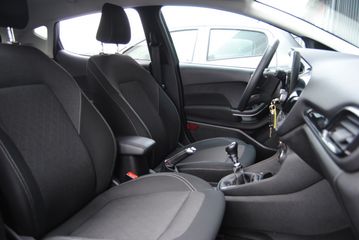 Voertuigafbeelding 8