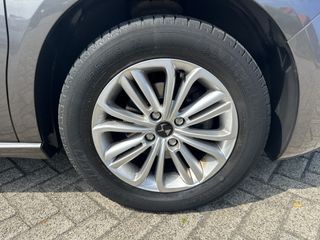 Voertuigafbeelding 24