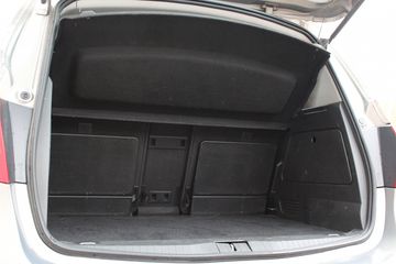 Voertuigafbeelding 11