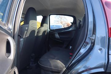 Voertuigafbeelding 6