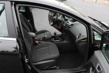 Voertuigafbeelding 19