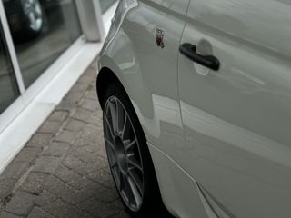 Voertuigafbeelding 38